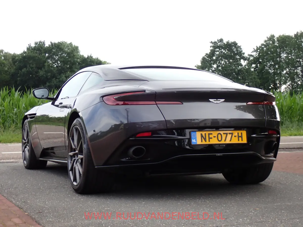 5.2 V12 LAUNCH EDITION / B&O / NL-AUTO + AM-DEALER-ONDERHOUDEN