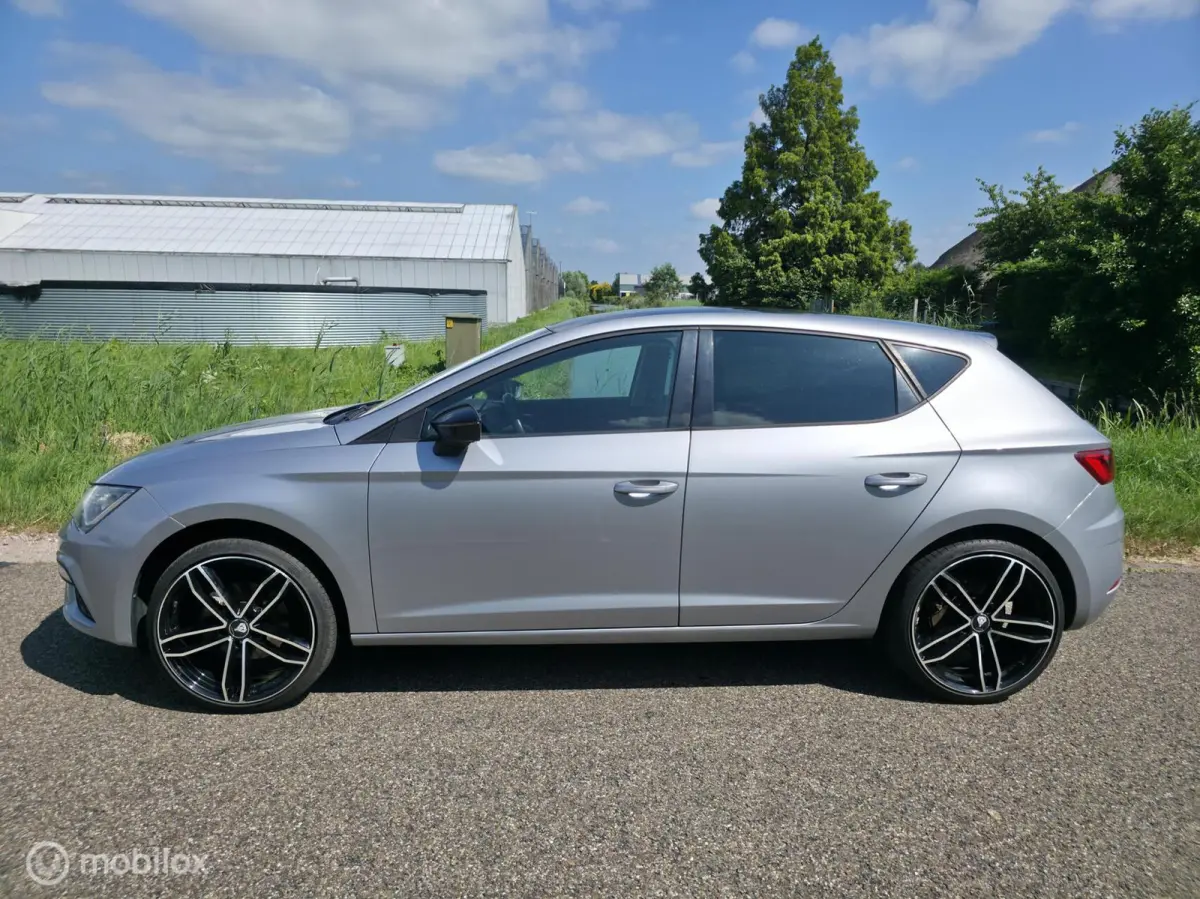 1.4 TSI FR DSG / Navi / Carplay / Trekh. / LED
