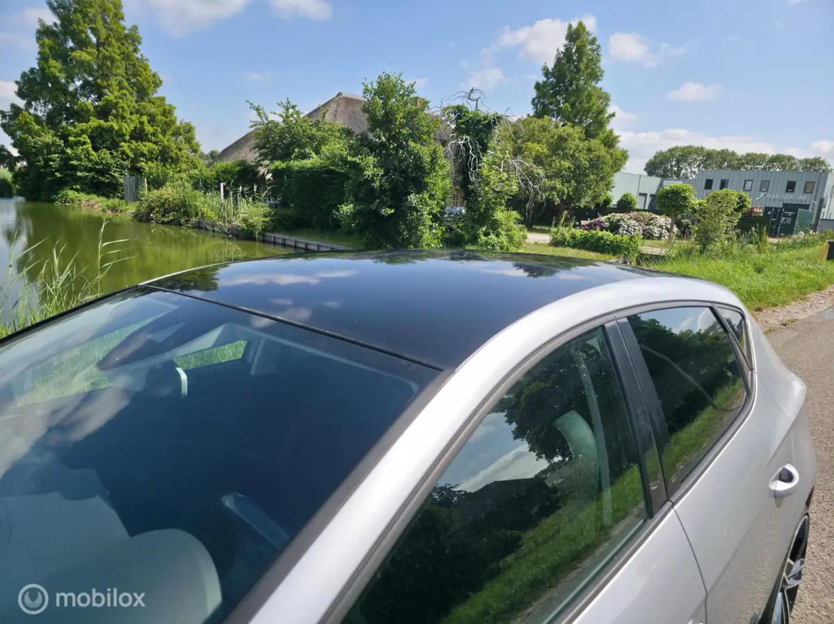 1.4 TSI FR DSG / Navi / Carplay / Trekh. / LED