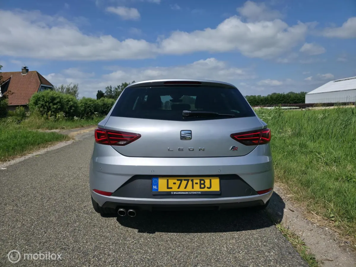 1.4 TSI FR DSG / Navi / Carplay / Trekh. / LED