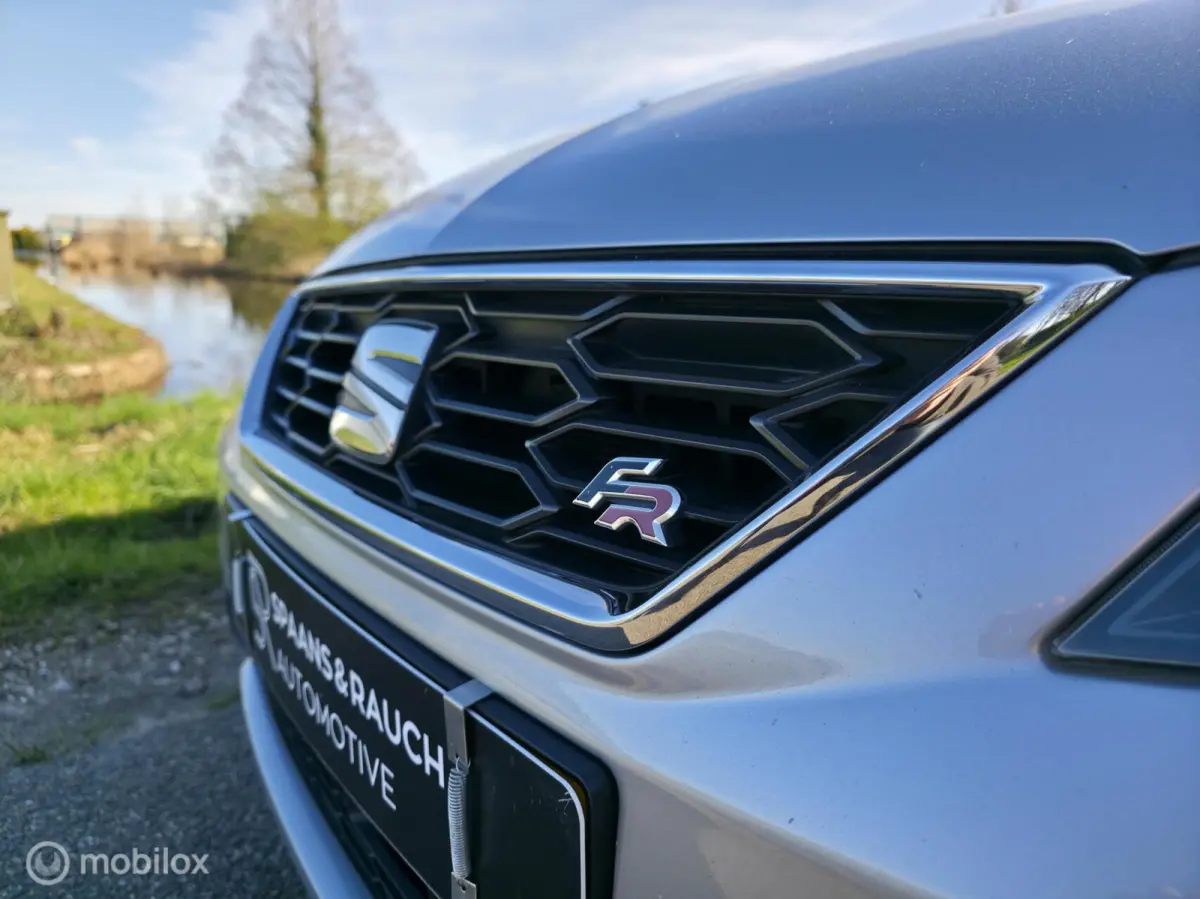 1.4 TSI FR DSG / Navi / Carplay / Trekh. / LED
