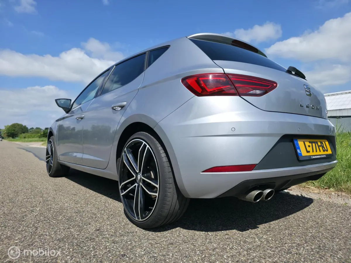 1.4 TSI FR DSG / Navi / Carplay / Trekh. / LED