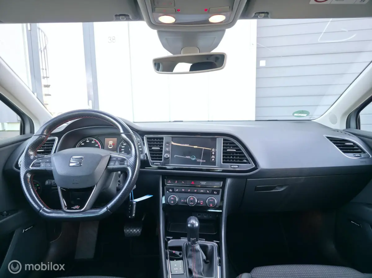 1.4 TSI FR DSG / Navi / Carplay / Trekh. / LED
