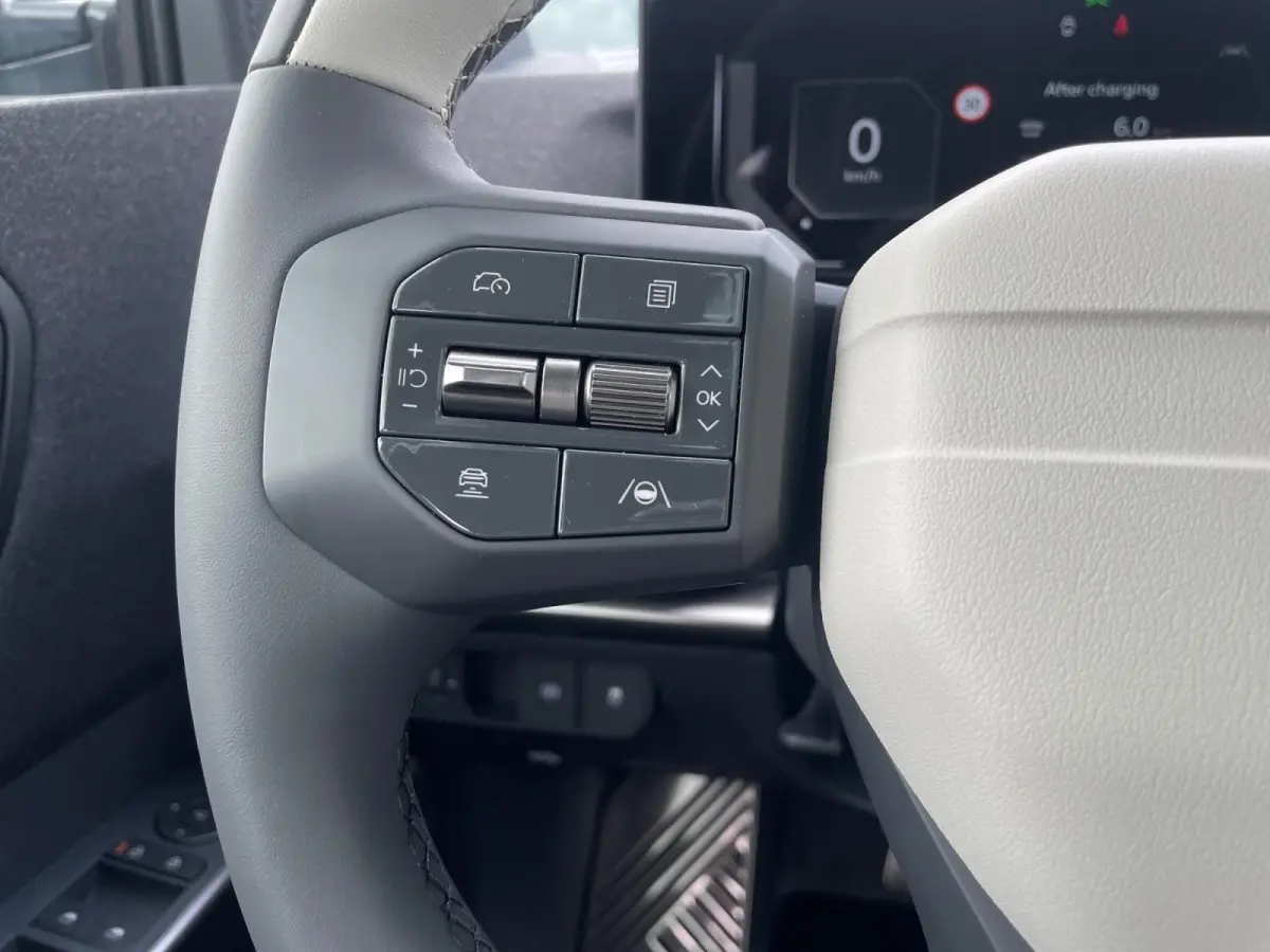 GT-Line 61 kWh | Nieuw model | Nu te bestellen| 413 km actieradius | GT-Line interieur |  | Nu met €3.000,- Inruilpremie