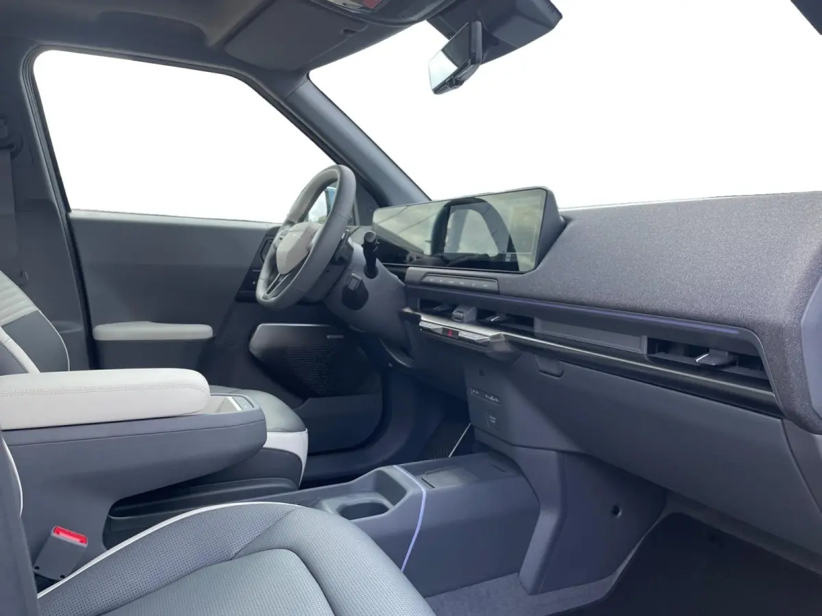 GT-Line 61 kWh | Nieuw model | Nu te bestellen| 413 km actieradius | GT-Line interieur |  | Nu met €3.000,- Inruilpremie