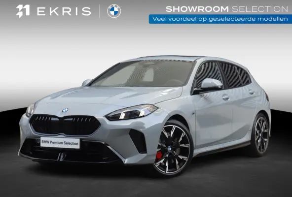 5-deurs 120 | M Sportpakket Pro | Panodak | Harman Kardon | Driving Assistant | Camera | Sportstoelen | Comfort Access | Getint Glas | Verwarmd Stuurwiel | 19'' LMV