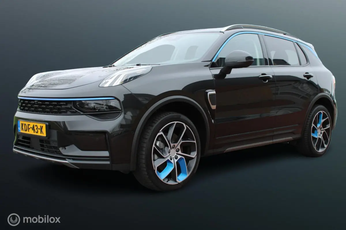 1.5 Plug-in Hybrid, Panoramadak, Stoelverwarming, Clima, Cruise, Pdc + Camera, Navi, App connect, Donker glas,