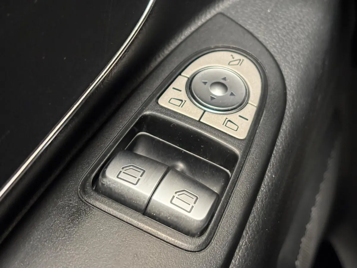 114 CDI Extra Lang Automaat Airco ACC Camera Navigatie Apple Carplay/Android Auto Trekhaak Parkeersensoren