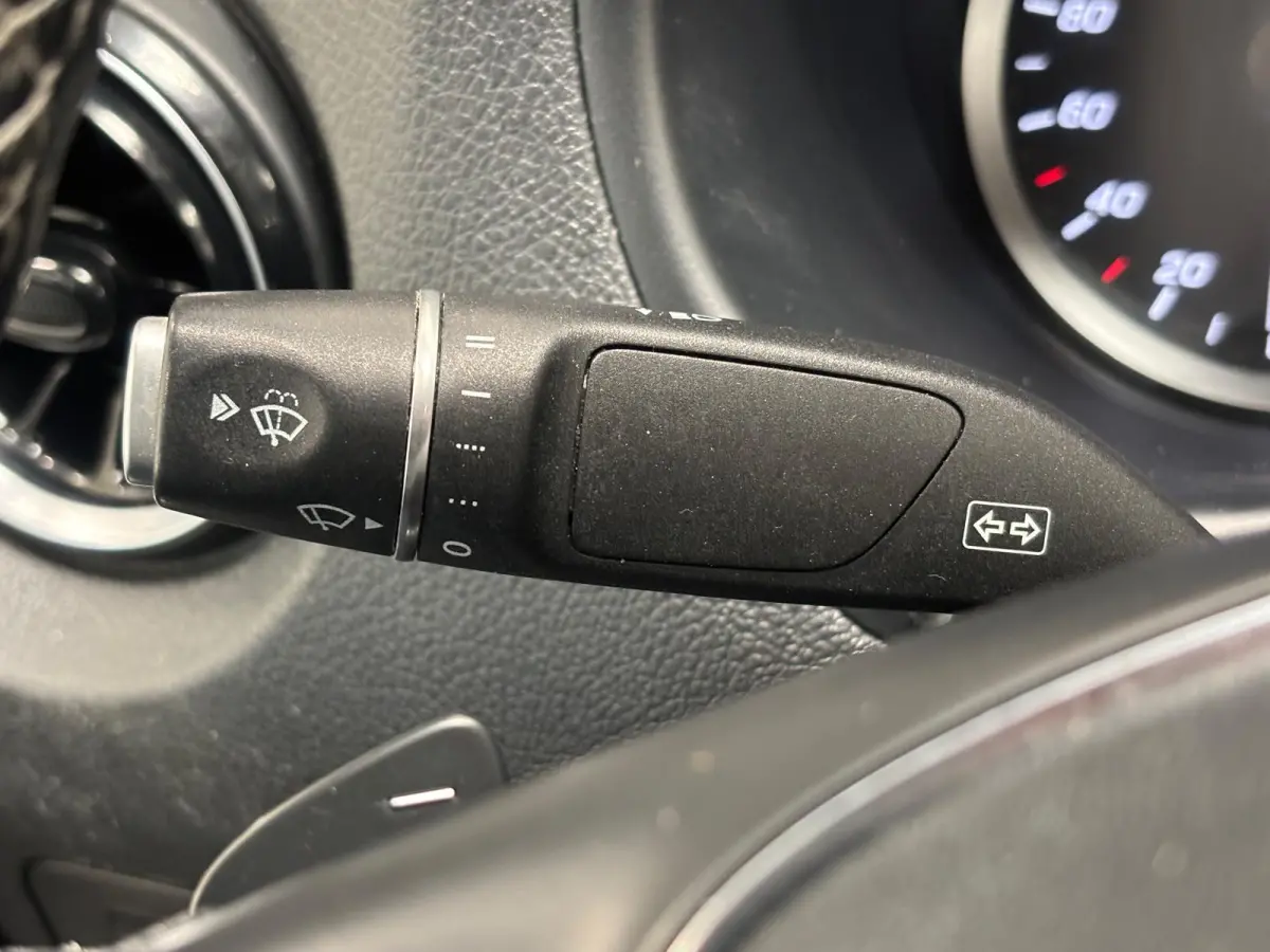 114 CDI Extra Lang Automaat Airco ACC Camera Navigatie Apple Carplay/Android Auto Trekhaak Parkeersensoren
