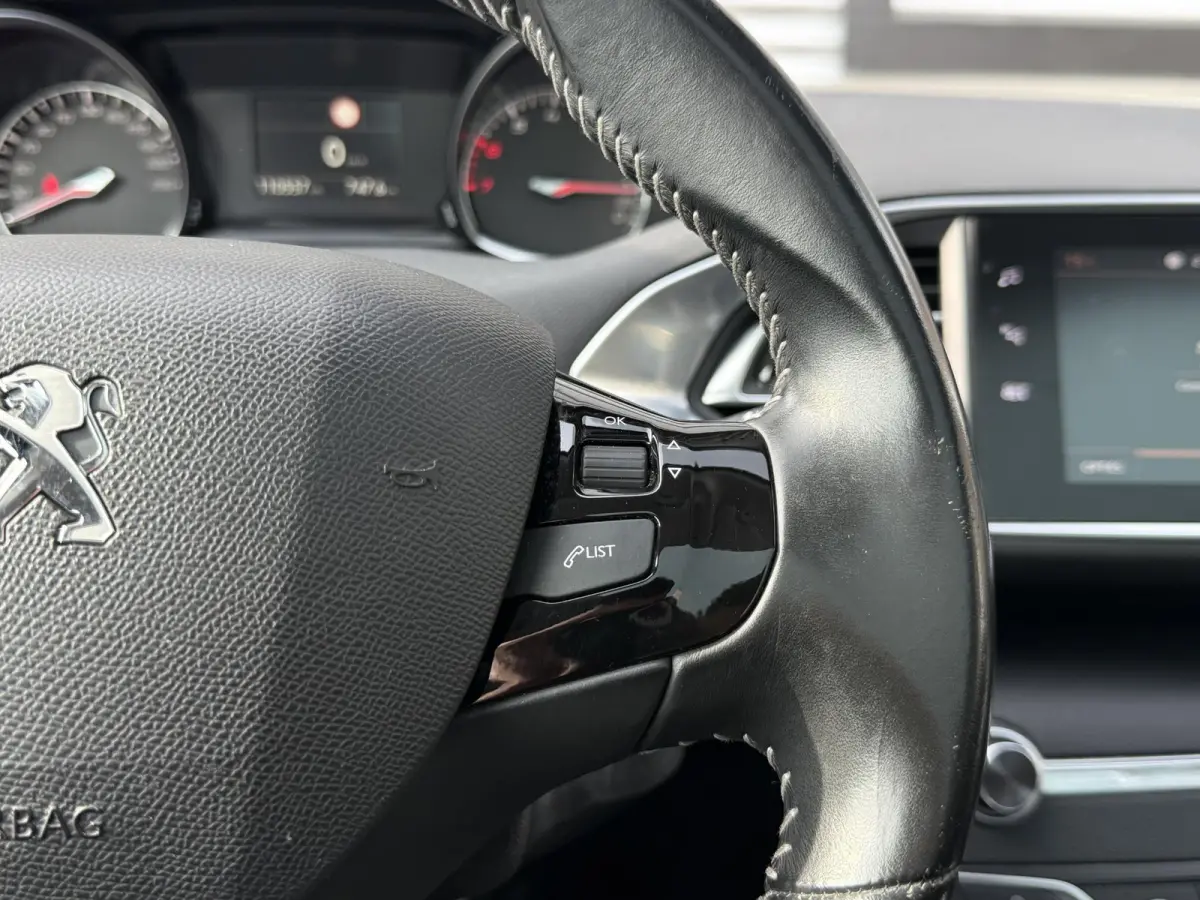 1.2 PureTech Allure 2e Eigenaar|Navi|Clima|Pano|Cruise|Carplay|PDC V+A|D-riem vv in 2024|N.A.P|APK tot 02-2027