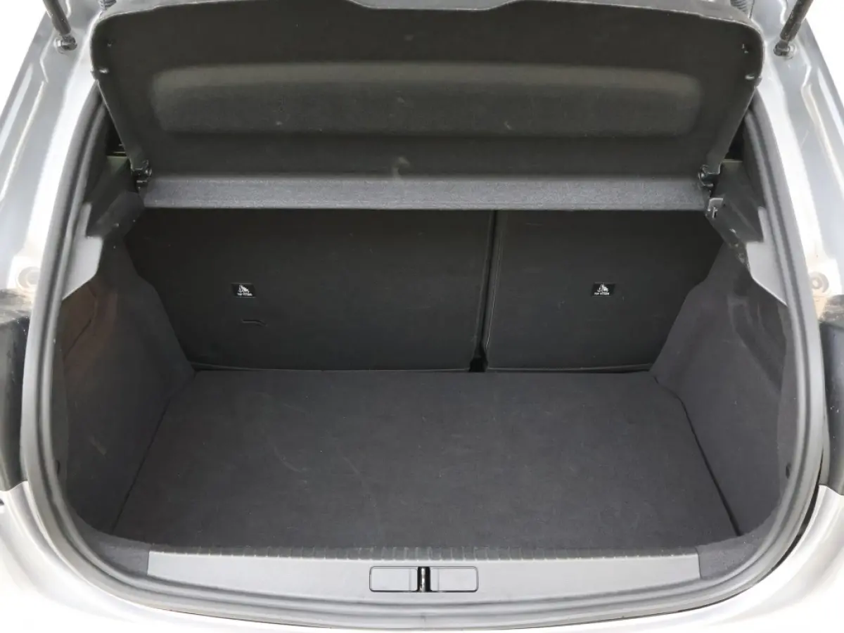 1.2 Hybride eDSC6 145 GT Automaat Carplay 3D Cockpit Clima Camer