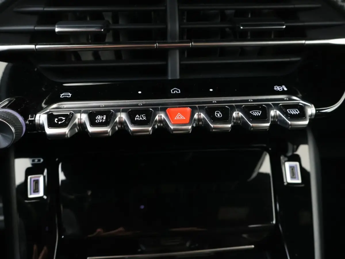1.2 Hybride eDSC6 145 GT Automaat Carplay 3D Cockpit Clima Camer