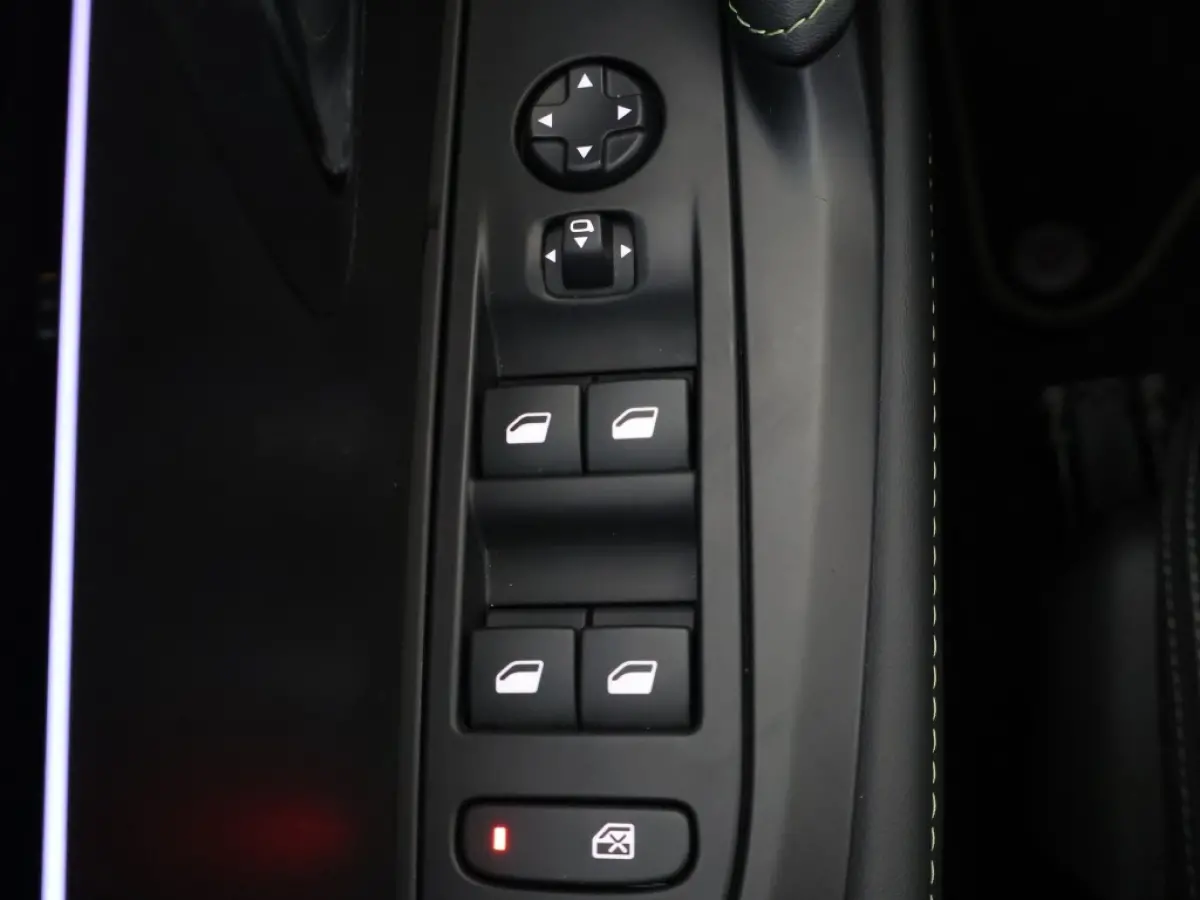 1.2 Hybride eDSC6 145 GT Automaat Carplay 3D Cockpit Clima Camer