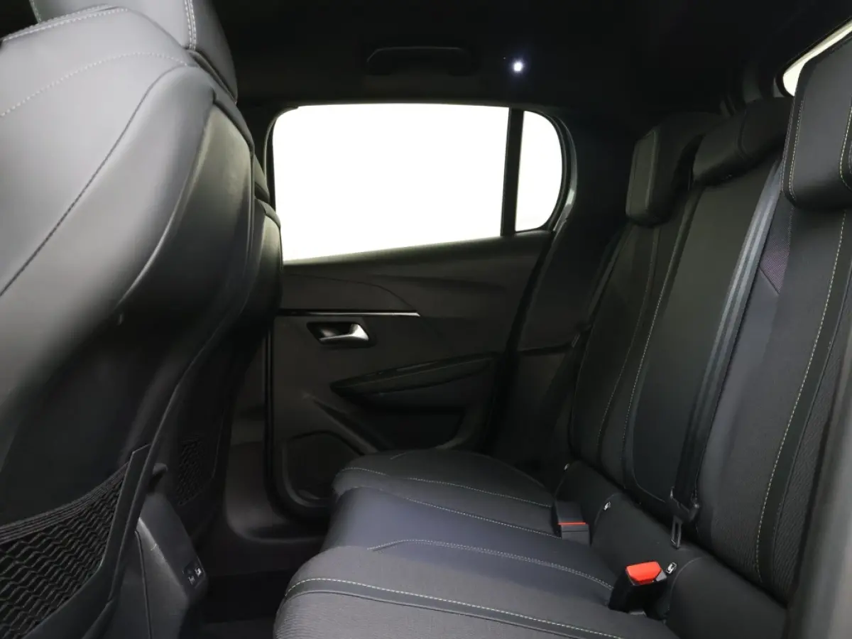 1.2 Hybride eDSC6 145 GT Automaat Carplay 3D Cockpit Clima Camer