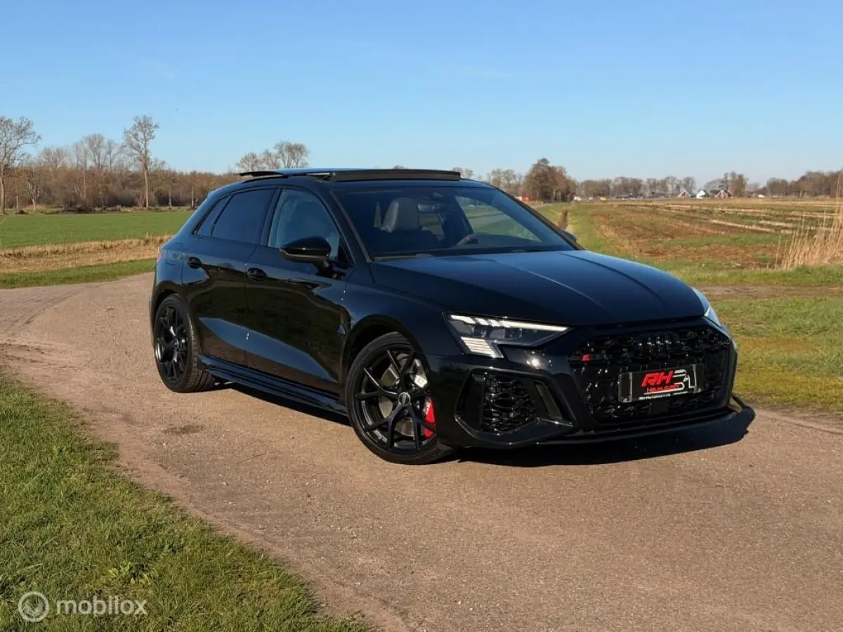 RS 3 2.5 TFSI RS3 Full option ! PANO/KEYLESS/HEAD-UP/