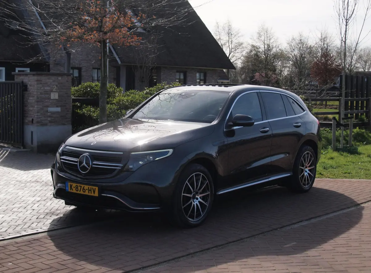 400 4MATIC Business Solution AMG 80 kWh | SOH 94% | Panoramadak | Buremester | Head-Up Display | 360 Camera |