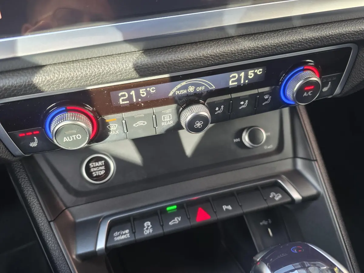 45 TFSI e S Edition | SOH 92,8% | Navigatie | Apple Carplay | Parkeersensoren + Camera | Cruise Control | Licht metalen velgen