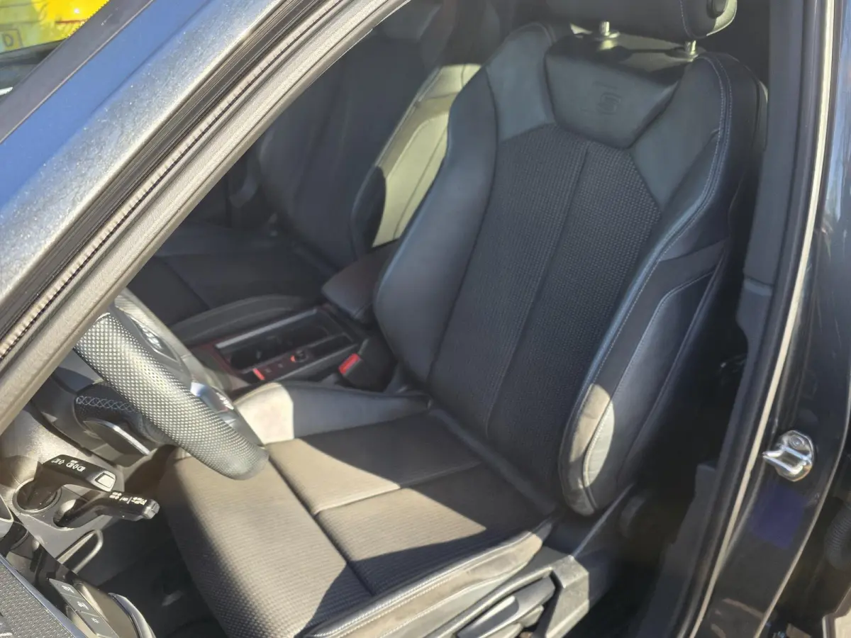 45 TFSI e S Edition | SOH 92,8% | Navigatie | Apple Carplay | Parkeersensoren + Camera | Cruise Control | Licht metalen velgen