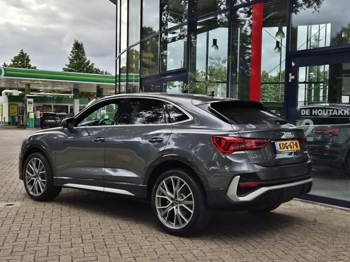 45 TFSI e S Edition | SOH 92,8% | Navigatie | Apple Carplay | Parkeersensoren + Camera | Cruise Control | Licht metalen velgen