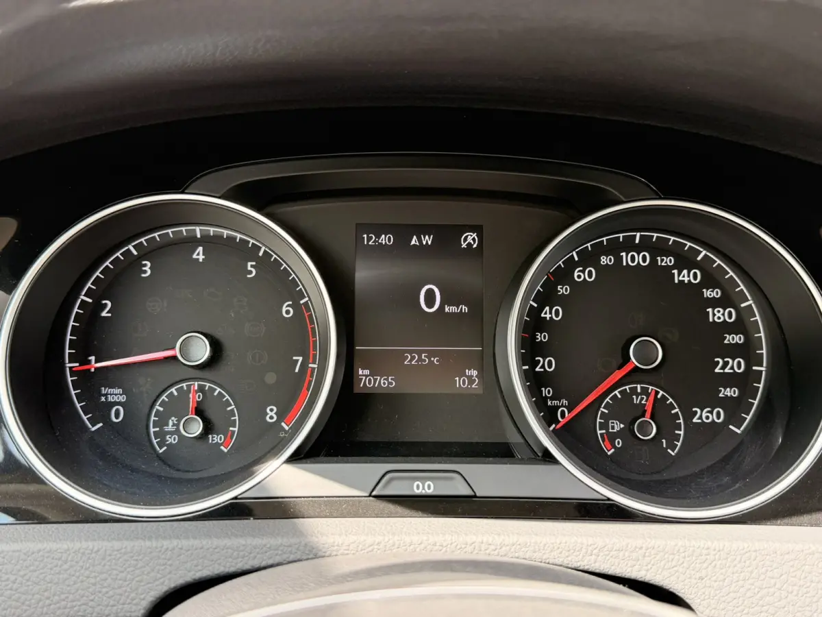 1.0 TSI R-Line 18'' LED Dynaudio ACC Stoelverwarming
