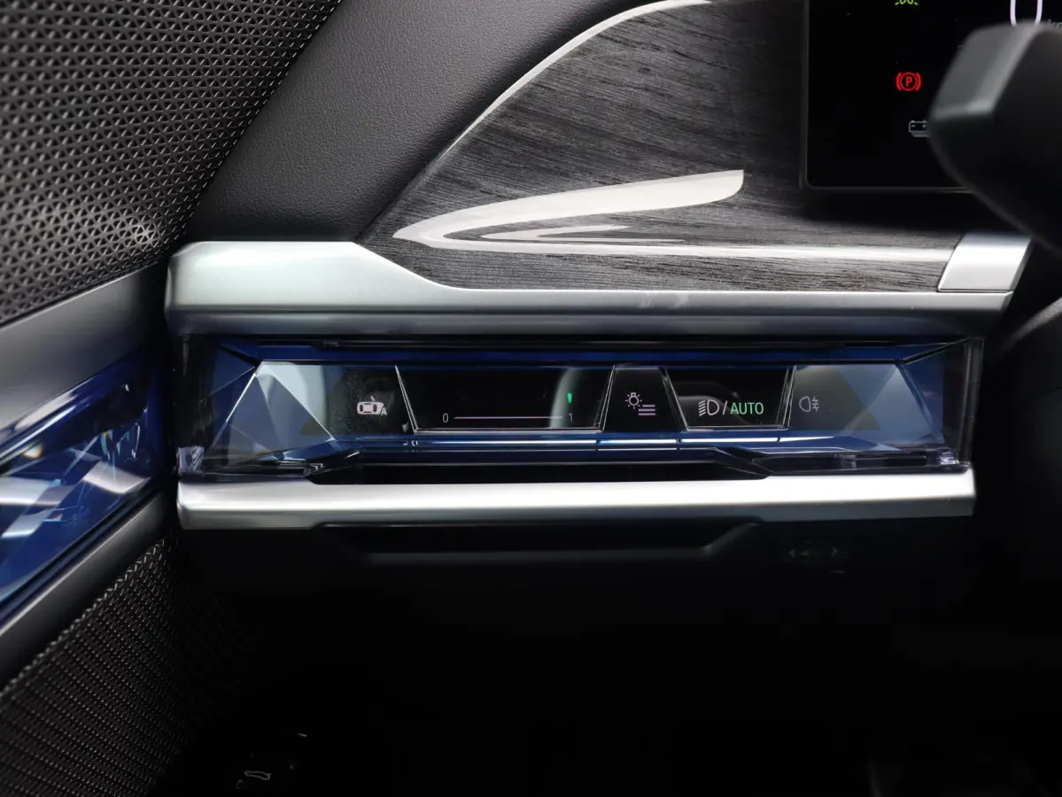 xDrive60 | High Executive | M Sportpakket Pro | Executive Lounge | Rear-Seat Entertainment Experience | Driving Assistant Prof. | Head-Up | Stoel Massage & Ventilatie | SOH 100% | 20'' LMV