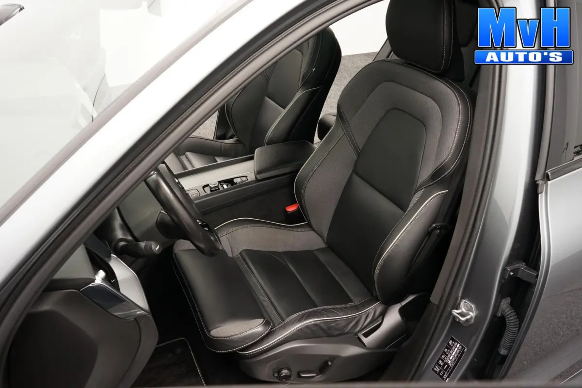 2.0 PHEV T6 AWD R-Design|PANO|H/K|TREKH|SOH93%