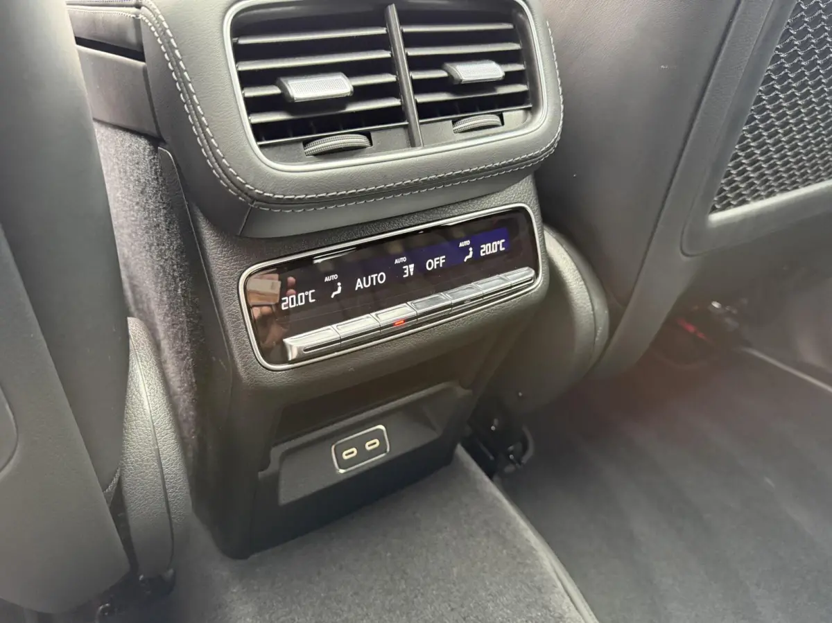 400 e 4MATIC AMG MASSAGE PANO HEADUP FULL OPTIONS