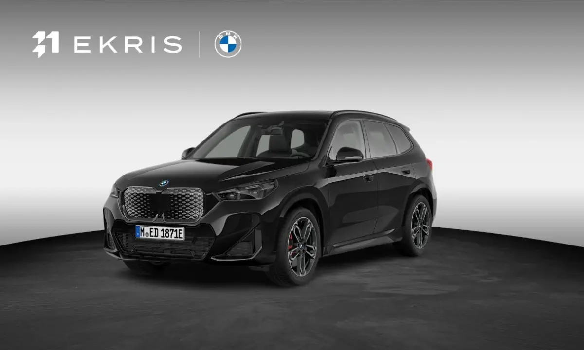 eDrive20 67 kWh | SoH 100% | M-Sport Pro | Adaptive Cruise | Trekhaak | Harman Kardon | Panoramadak | Elektrisch Verstelbare Stoelen | Massage |