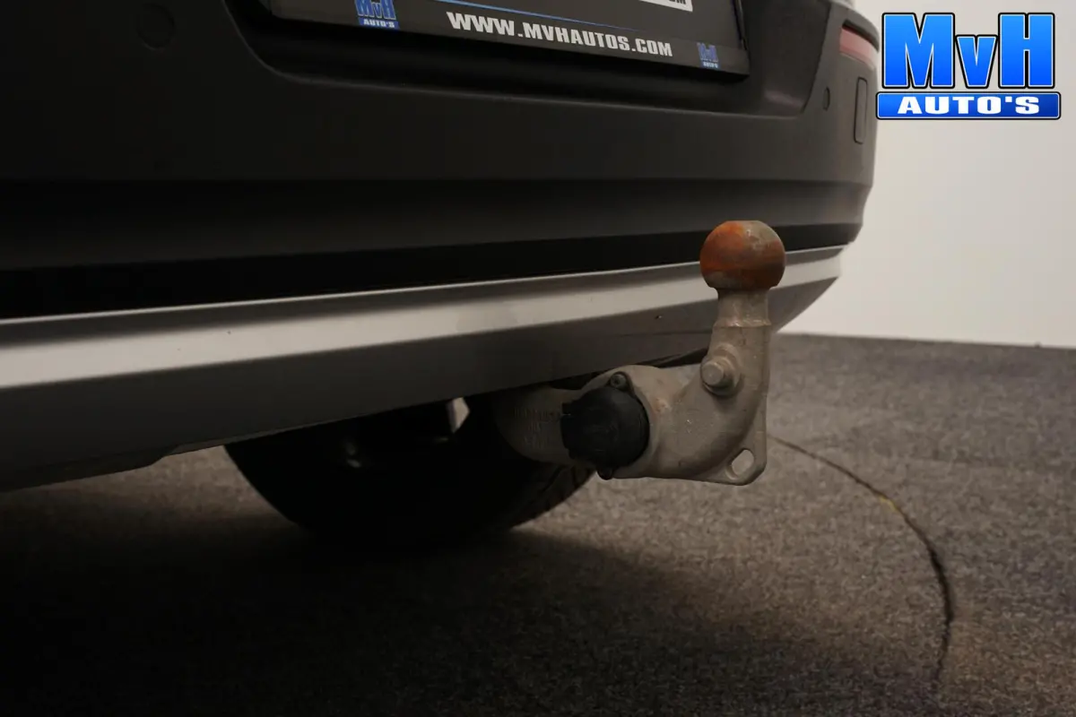 1.5 T4 PHEV Inscription Expression|TREKH|LED|NAV