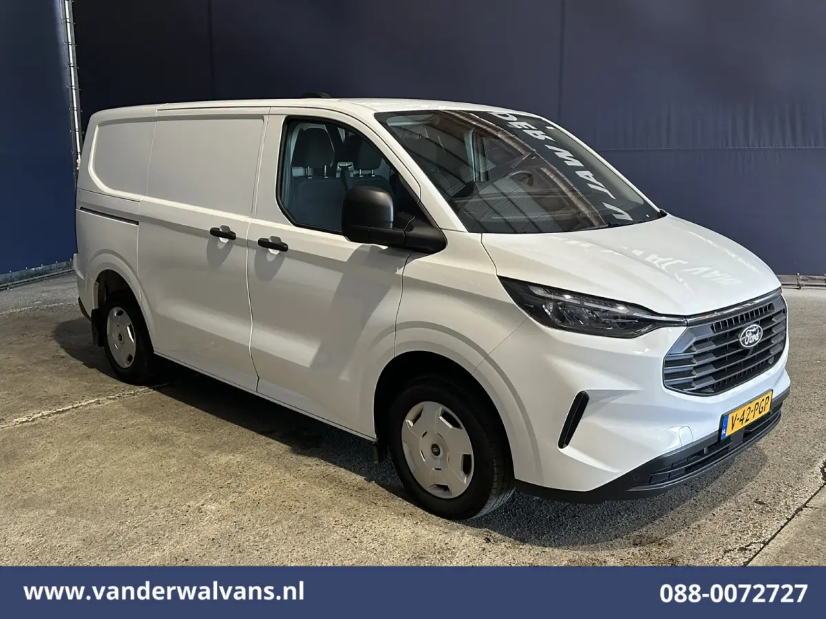 2.0 TDCI L1H1 Euro6 Airco | Camera | LED | Apple Carplay | Cruisecontrol Android Auto, Verwarmde voorruit, Parkeersensoren, Bijrijdersbank