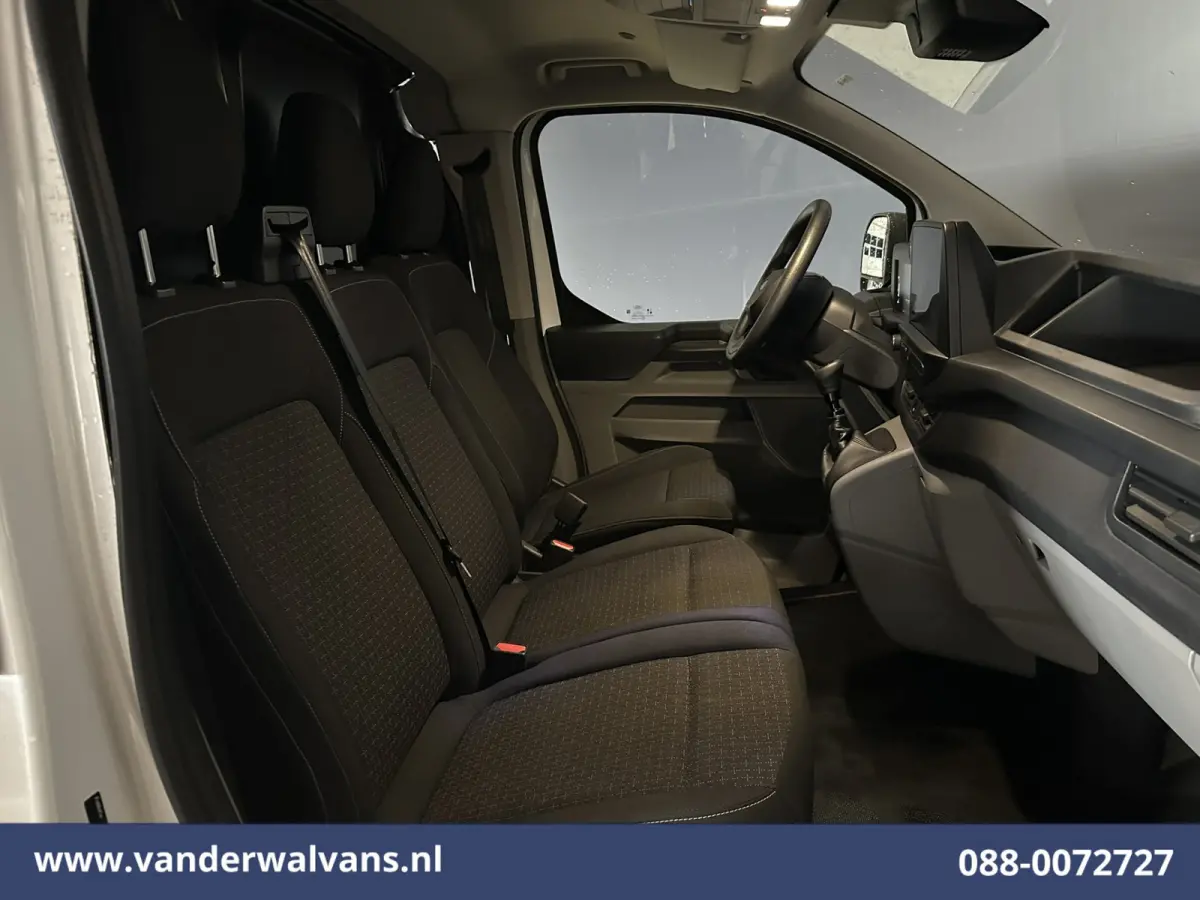 2.0 TDCI L1H1 Euro6 Airco | Camera | LED | Apple Carplay | Cruisecontrol Android Auto, Verwarmde voorruit, Parkeersensoren, Bijrijdersbank