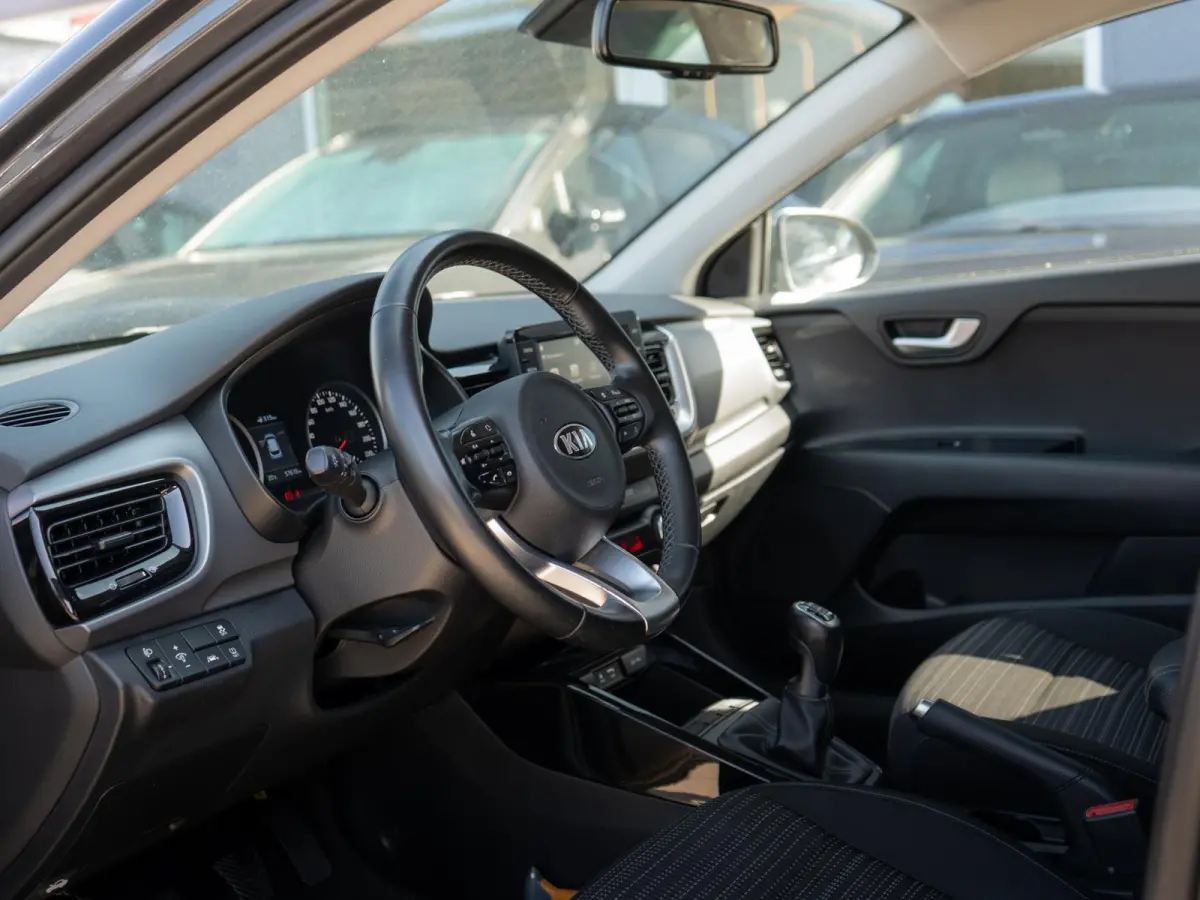 1.0 T-GDi DynamicLinePlusLine | 120PK | Keyless | Navi | Clima | Cruise |