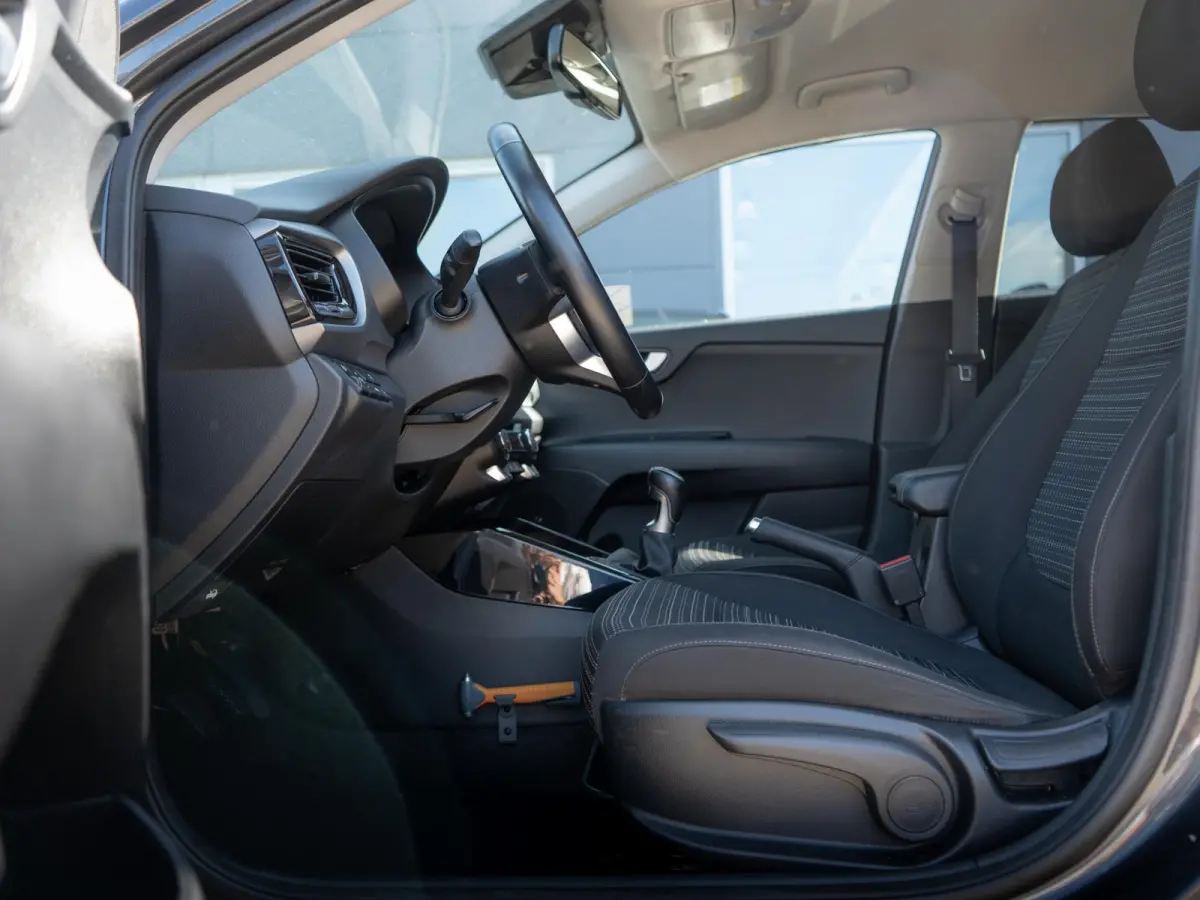 1.0 T-GDi DynamicLinePlusLine | 120PK | Keyless | Navi | Clima | Cruise |