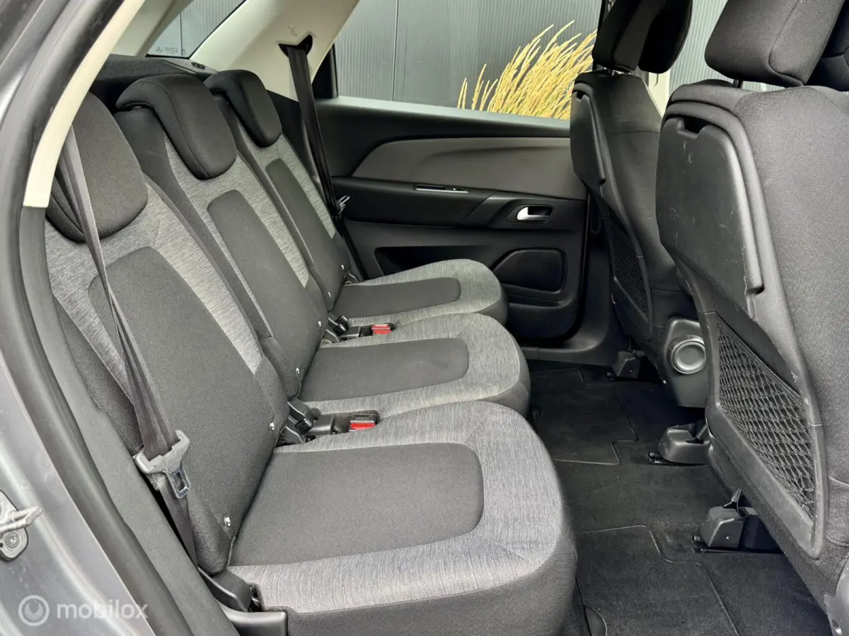 130pk Feel | Airco | Parkeersensoren |