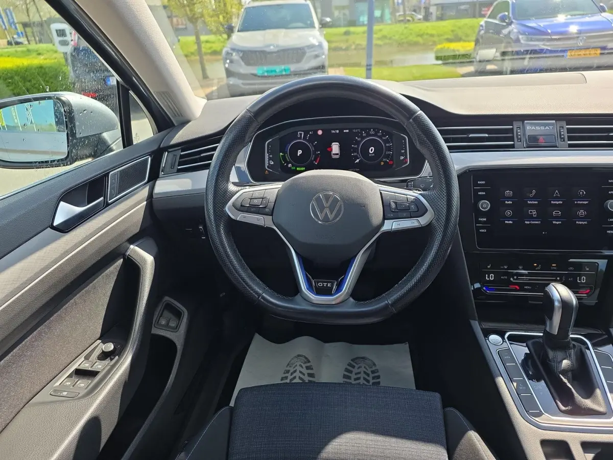 1.4 TSI PHEV GTE Business | Trekhaak | A.Camera | Winterpakket | 2018Pk |