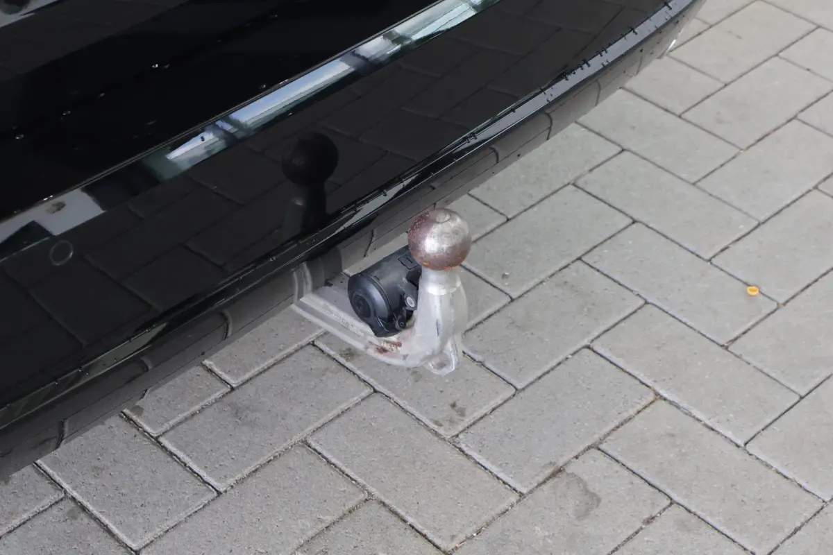 330e | SOH 98% | Elektr. Trekhaak | Camera | Sportstoelen | Stoelverwarming | Parkeersensoren voor en achter