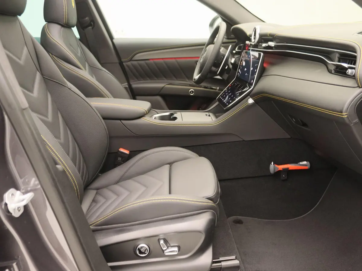 AWD Folgore 105kWh | Sonus faber audio | 360 Camera | Panorama dak | voorraad model |