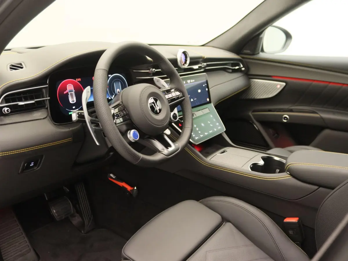 AWD Folgore 105kWh | Sonus faber audio | 360 Camera | Panorama dak | voorraad model |