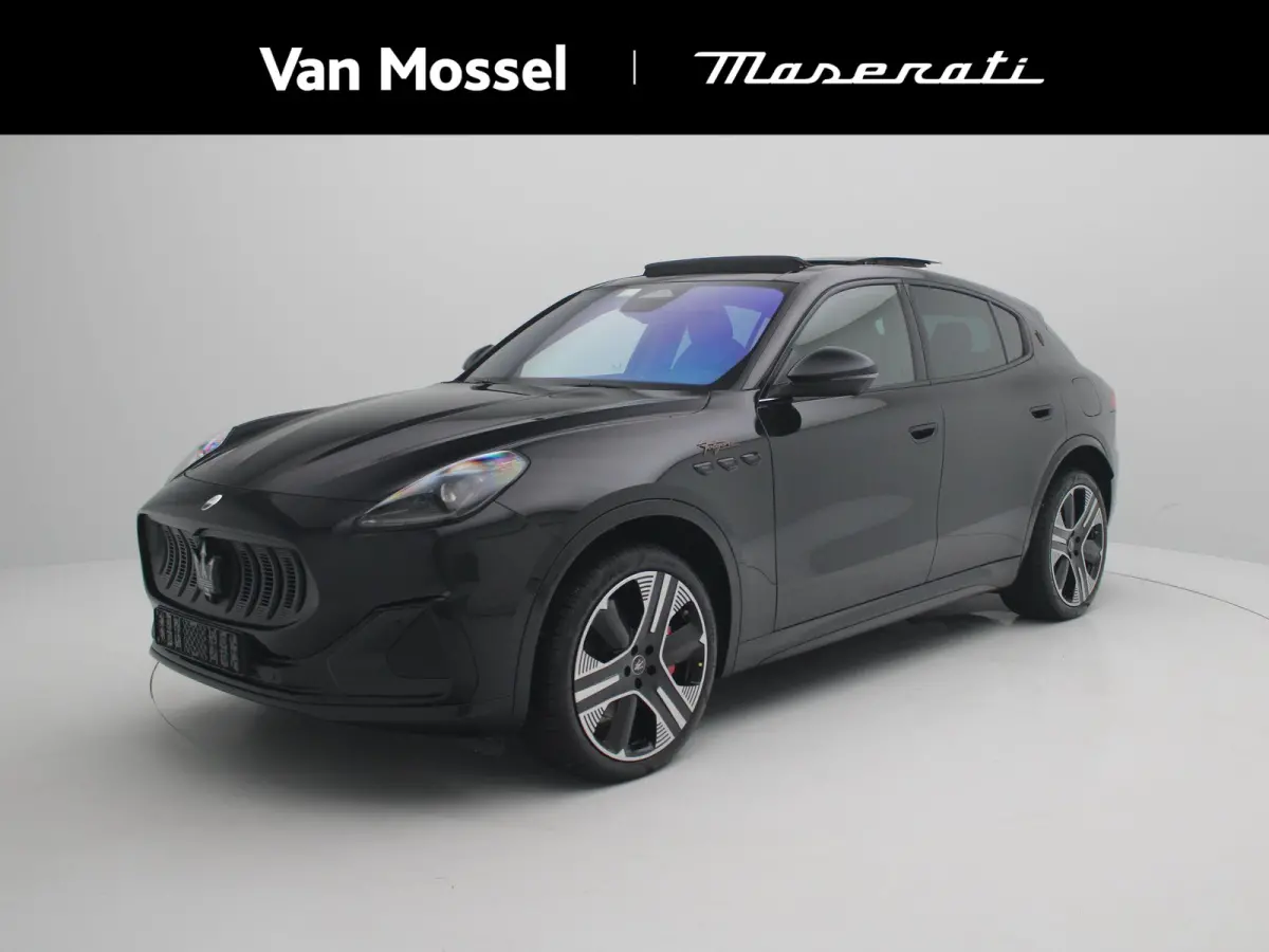 AWD Folgore 105kWh | Sonus faber audio | 3D Carbon Trim | Panorama dak | Voorraad model |