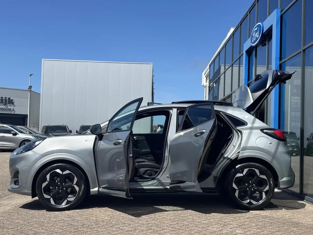1.0 EcoBoost ST-Line X 155PK Automaat Panodak Winterpack Camera Cruise Navi B&O Climate Keyless Elek. Achterklep Full-LED Privacy Glass *Sportief*