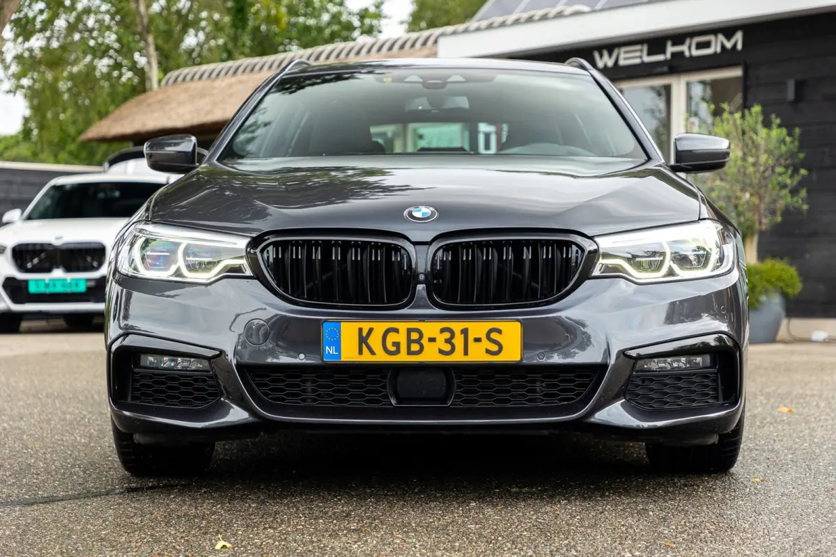 540i xDrive M-Sport I Bowers & Wilkins I Panoramadak I Stoelkoeling & verwarming I 20" Breedset nieuw