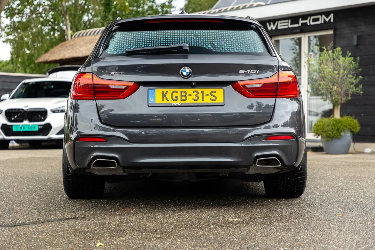540i xDrive M-Sport I Bowers & Wilkins I Panoramadak I Stoelkoeling & verwarming I 20" Breedset nieuw
