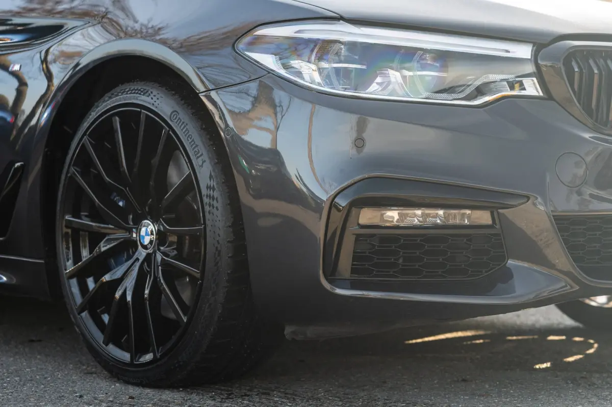 540i xDrive M-Sport I Bowers & Wilkins I Panoramadak I Stoelkoeling & verwarming I 20" Breedset nieuw