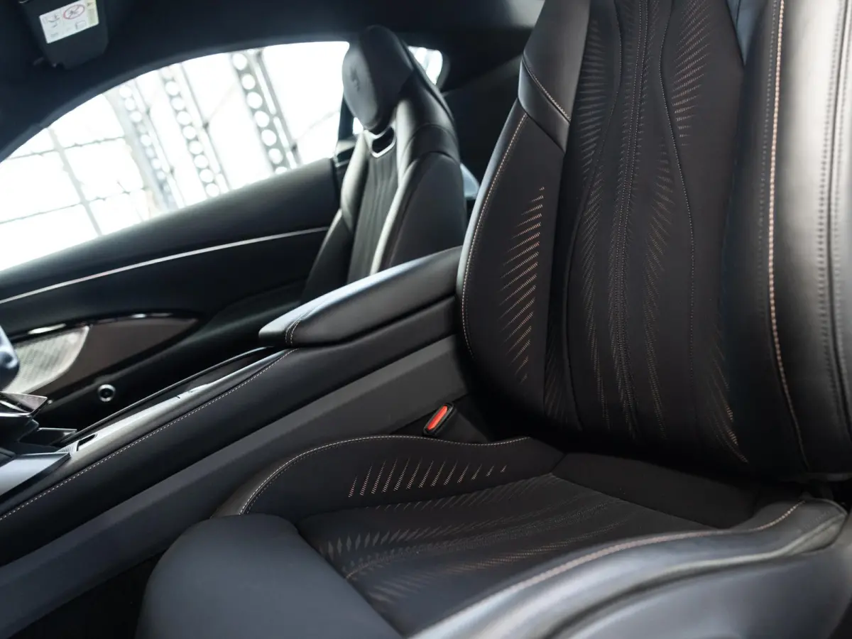 AWD Folgore 92.5 kWh 761pk | 2 jaar garantie | 20-21" velgen | Sonus Faber Premium Audio | Stoelventilatie | Cruise control adaptief