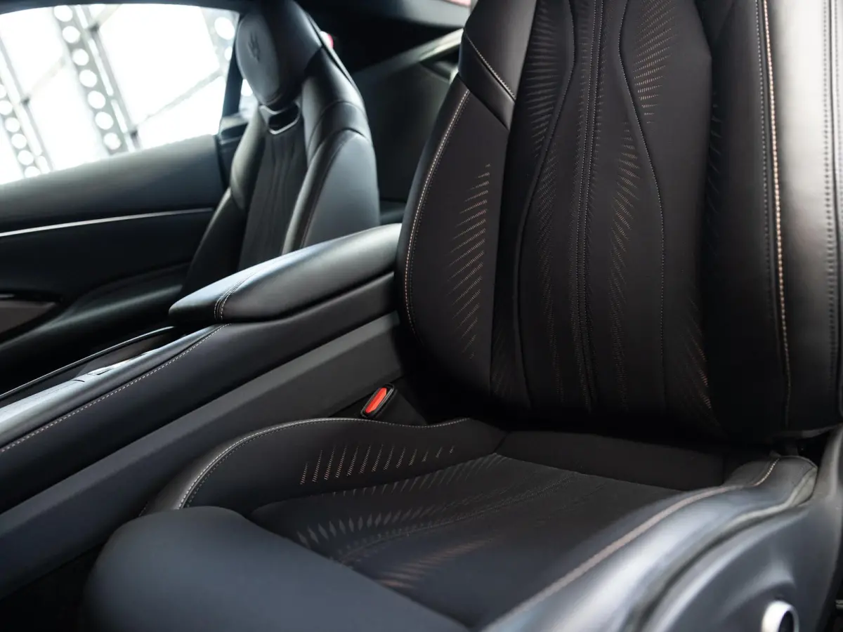 AWD Folgore 92.5 kWh 761pk | 2 jaar garantie | 20-21" velgen | Sonus Faber Premium Audio | Stoelventilatie | Cruise control adaptief
