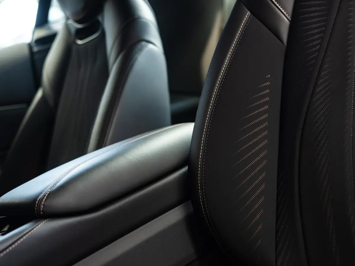 AWD Folgore 92.5 kWh 761pk | 2 jaar garantie | 20-21" velgen | Sonus Faber Premium Audio | Stoelventilatie | Cruise control adaptief