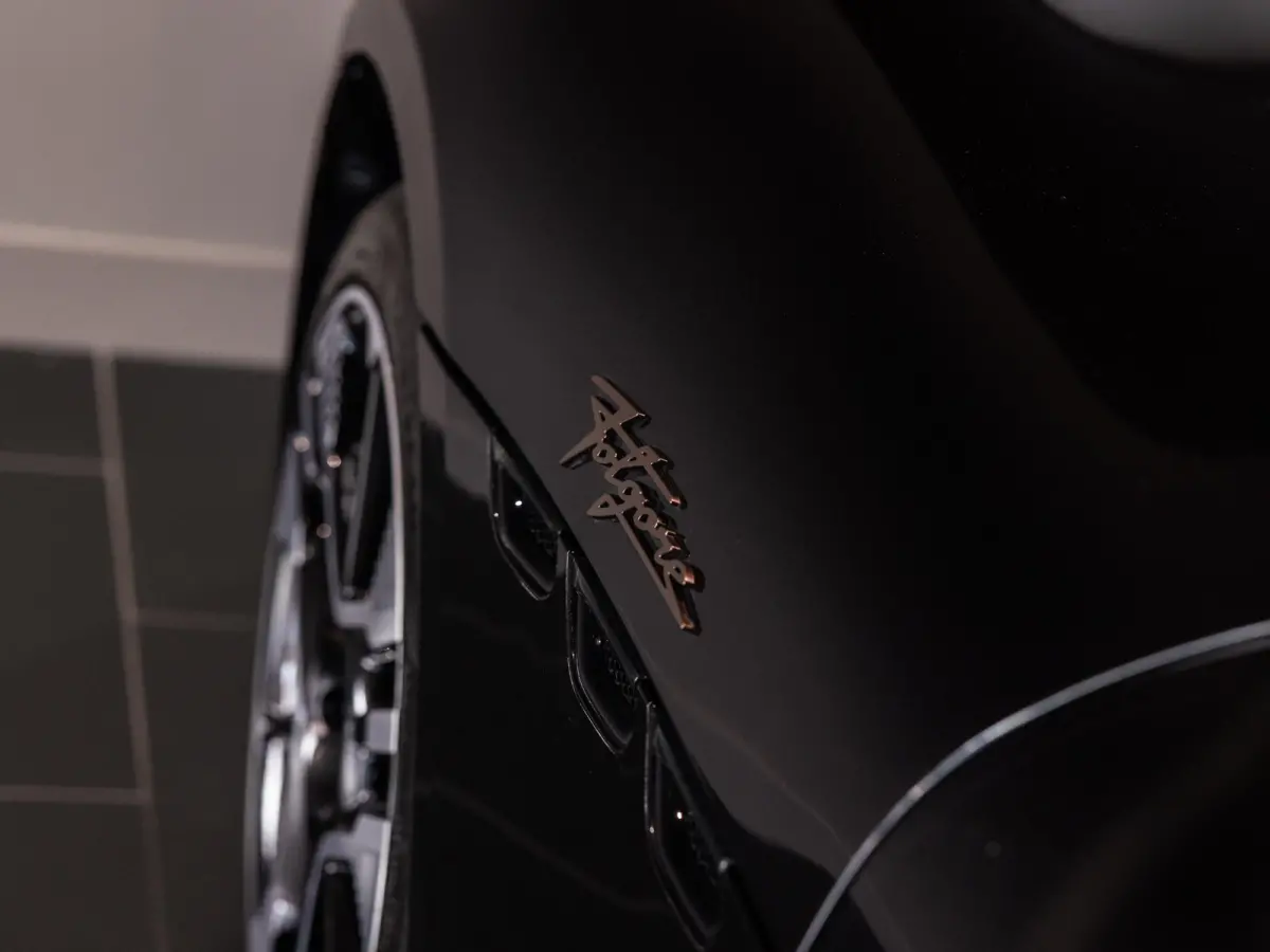 AWD Folgore 92.5 kWh 761pk | 2 jaar garantie | 20-21" velgen | Sonus Faber Premium Audio | Stoelventilatie | Cruise control adaptief