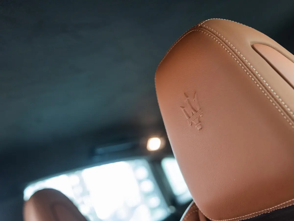 3.0 V6 AWD GranSport 350 pk | 1 jaar garantie |  Uitgebreid leder | Sportstoelen | Dubbel Privacy Glas | Premium Audio | 20" velgen | Driver Assistance Pack