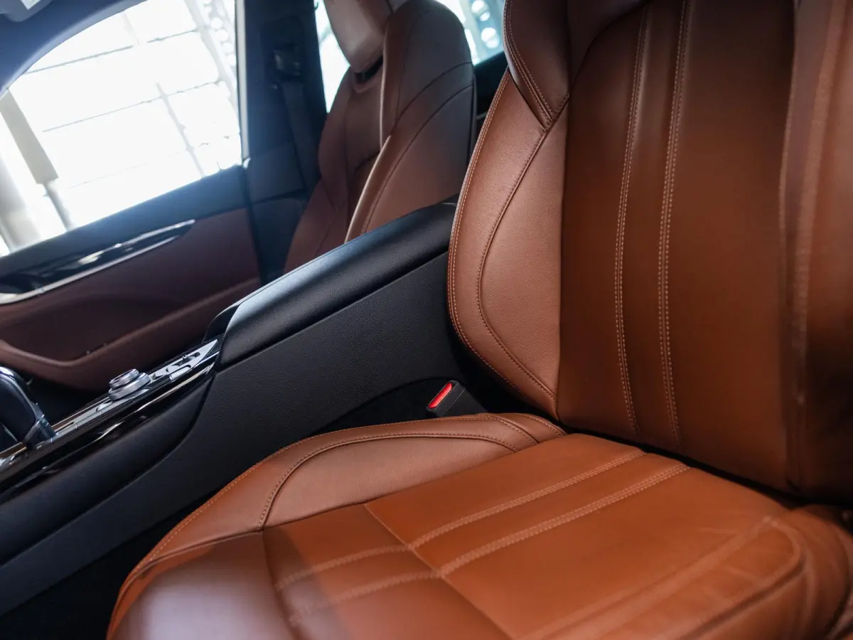 3.0 V6 AWD GranSport 350 pk | 1 jaar garantie |  Uitgebreid leder | Sportstoelen | Dubbel Privacy Glas | Premium Audio | 20" velgen | Driver Assistance Pack