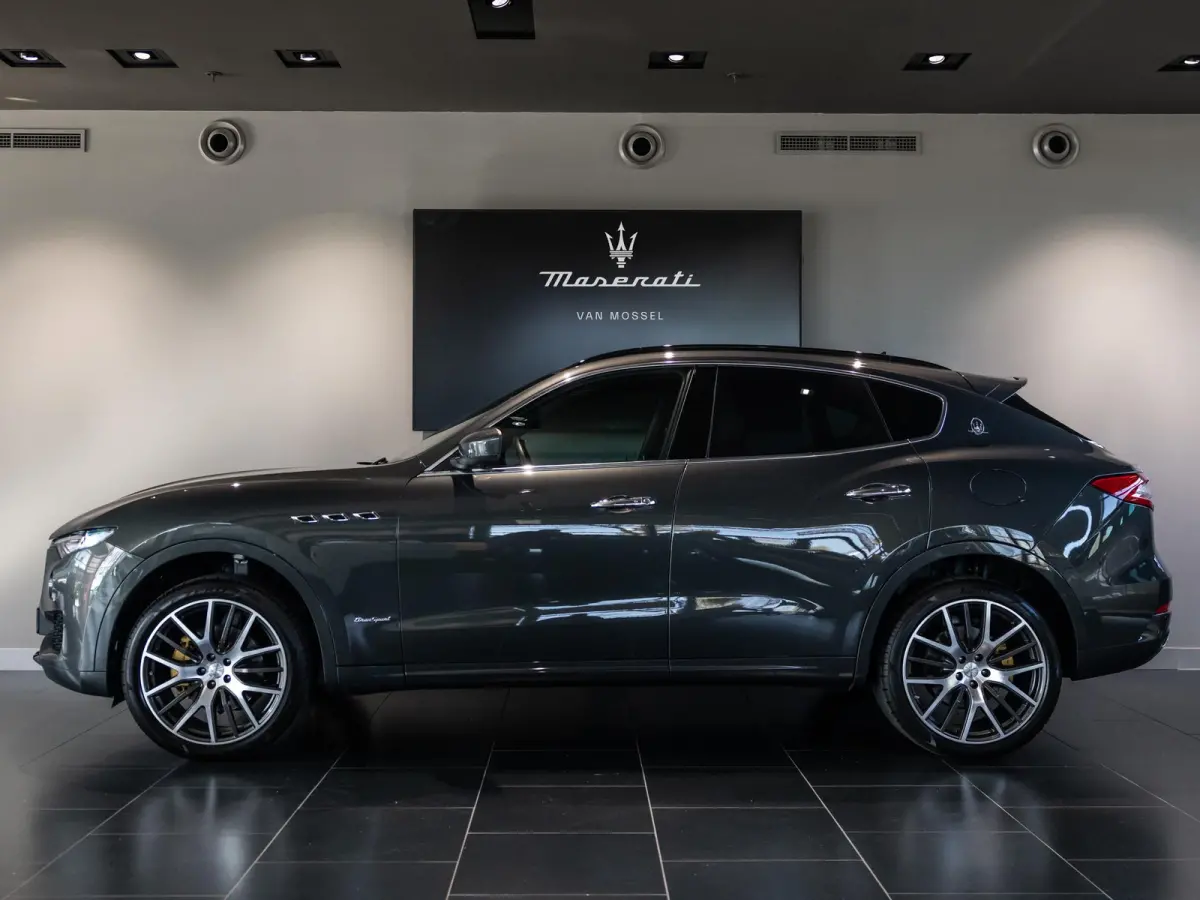 3.0 V6 AWD GranSport 350 pk | 1 jaar garantie |  Uitgebreid leder | Sportstoelen | Dubbel Privacy Glas | Premium Audio | 20" velgen | Driver Assistance Pack